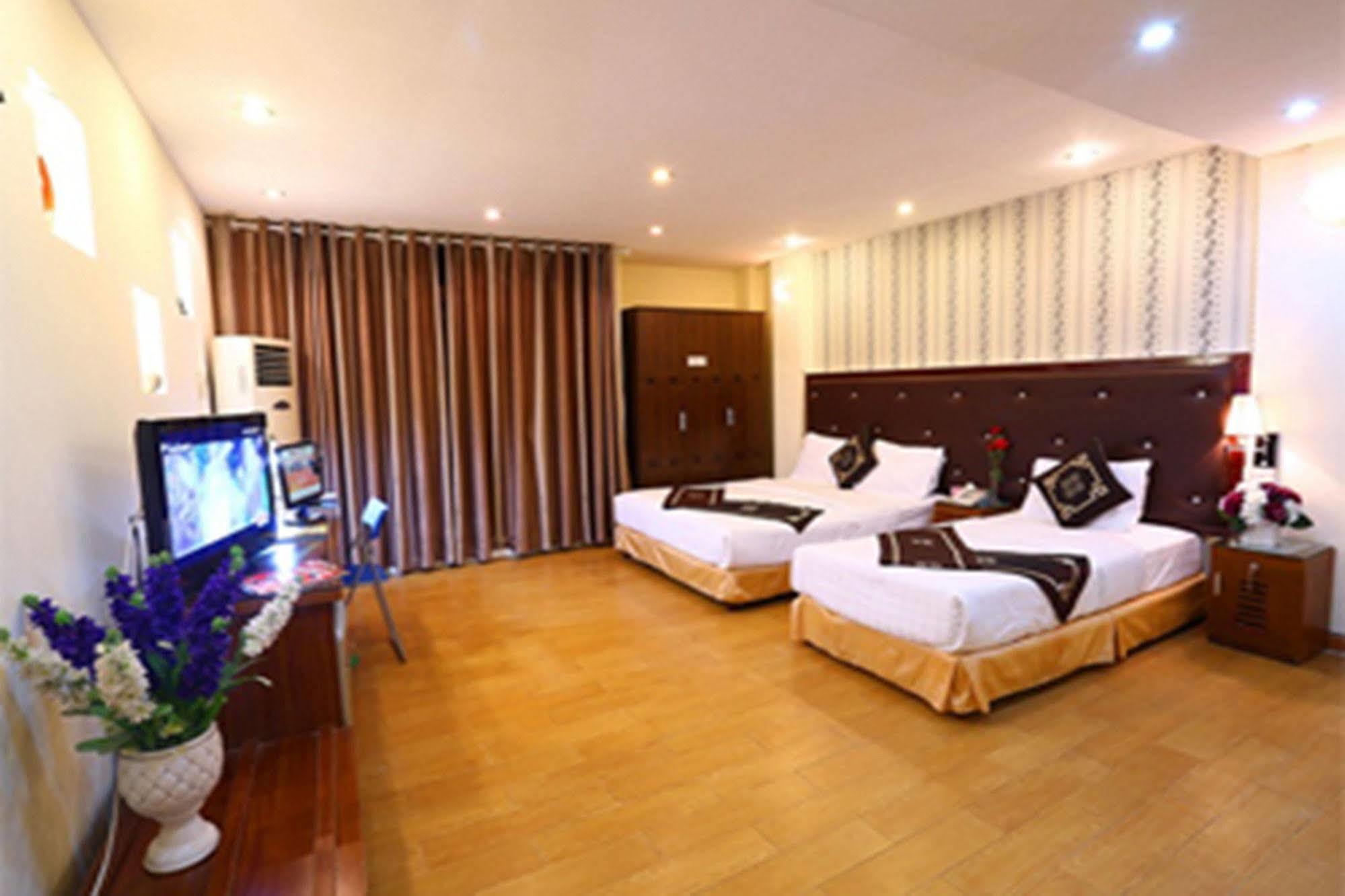 A25 Hotel - 46 Chau Long Hanoj Exteriér fotografie